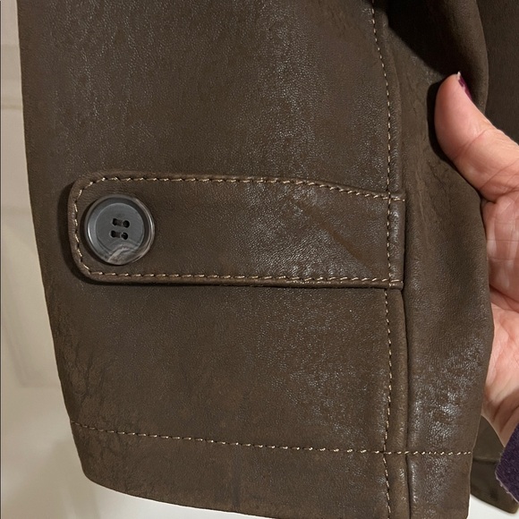 Danier Brown Leather Men's Coat - Picture 15 of 16